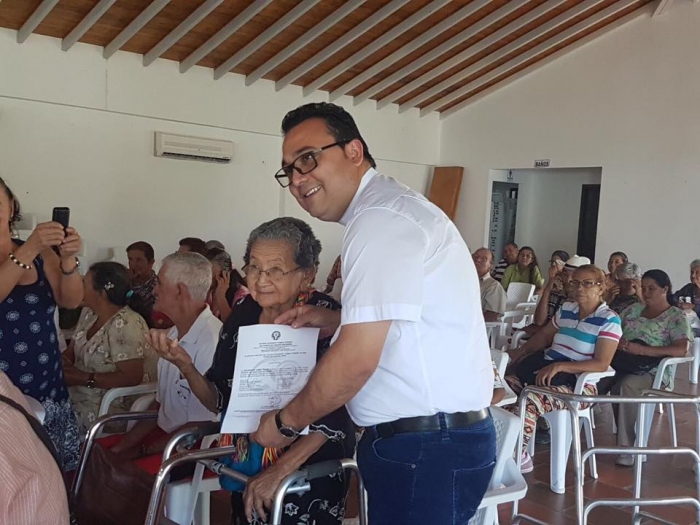 GRADUACIÓN DE 23 ESTUDIANTES DEL HOGAR DEL ANCIANO